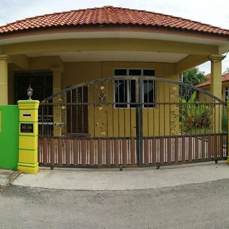 Assyifa Homestay Dungun Esterno foto